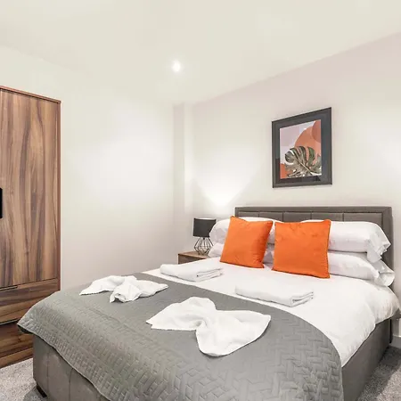 Apartment Bright & Spacious 1 Bedroom In